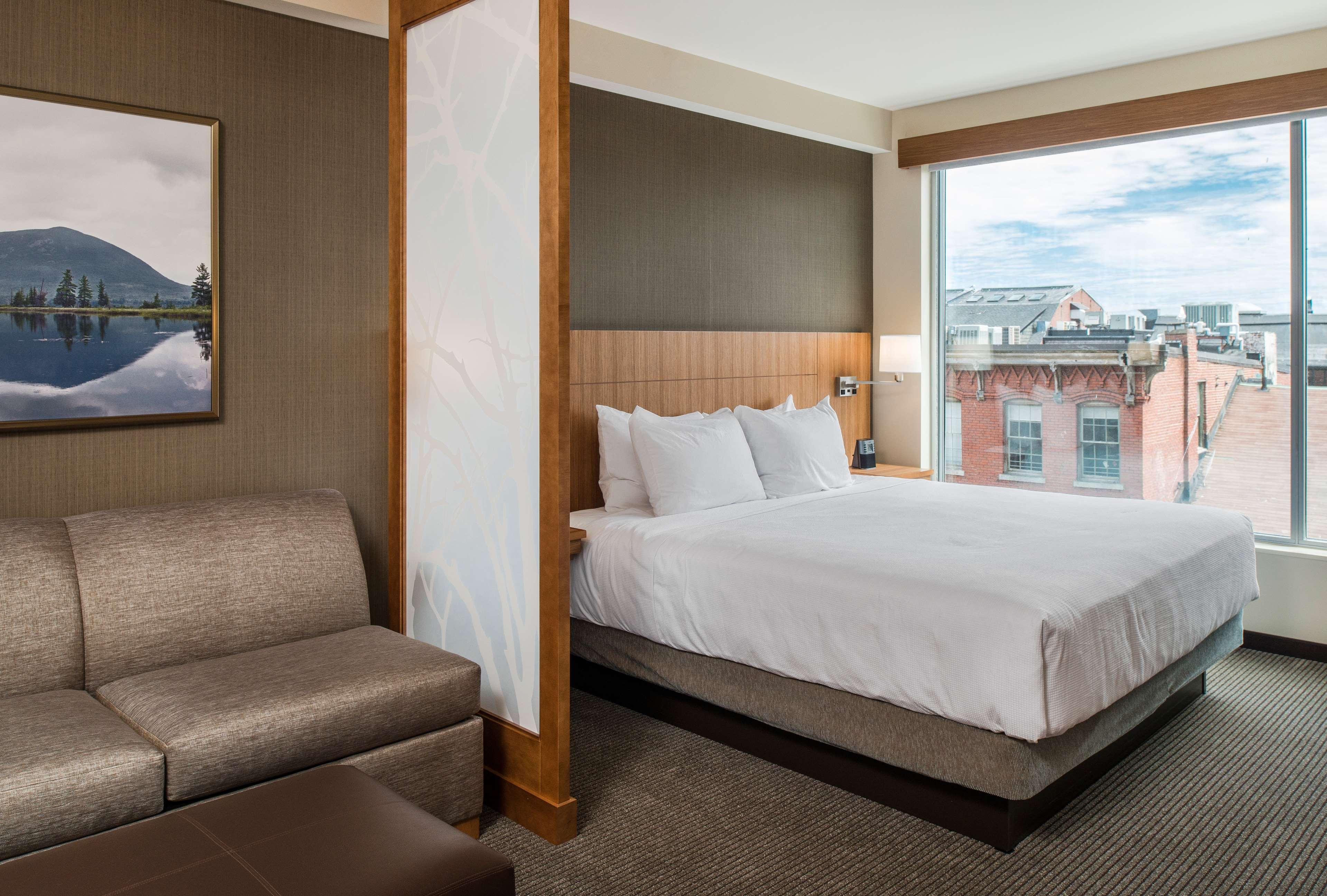 Hyatt Place Portland Downtown - Old Port Square Екстериор снимка