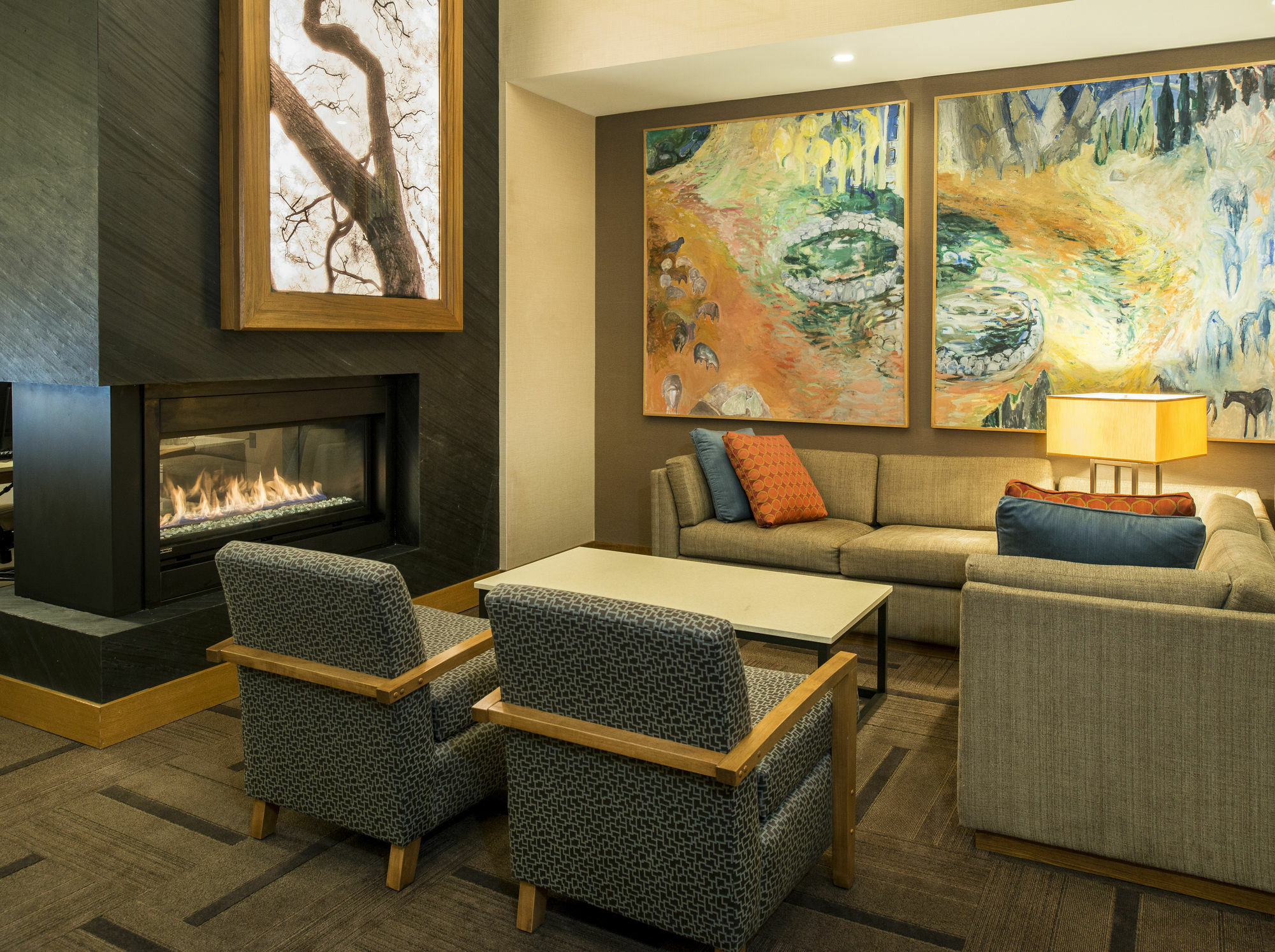Hyatt Place Portland Downtown - Old Port Square Екстериор снимка